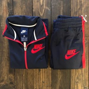 Nike Warmup